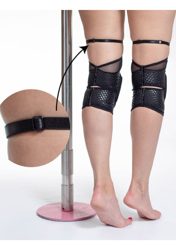 Grippy knee pads – Black Fire